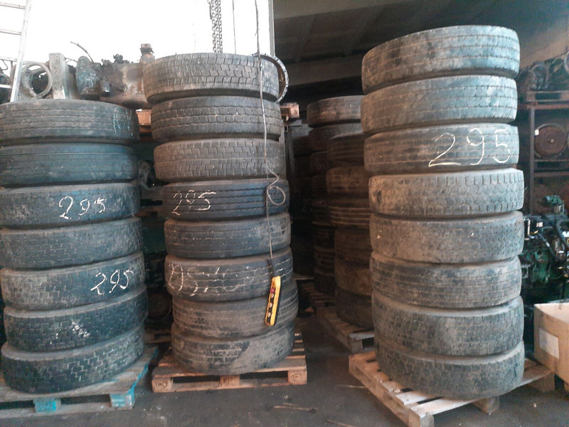 Michelin 295*80R22.5 255*70 \ 275*70* 265\70R19.5 - 타이어 트럭 용 : 사진 2 Michelin 295*80R22.5 255*70 \ 275*70* 265\70R19.5 - 타이어 트럭 용 : 사진 2