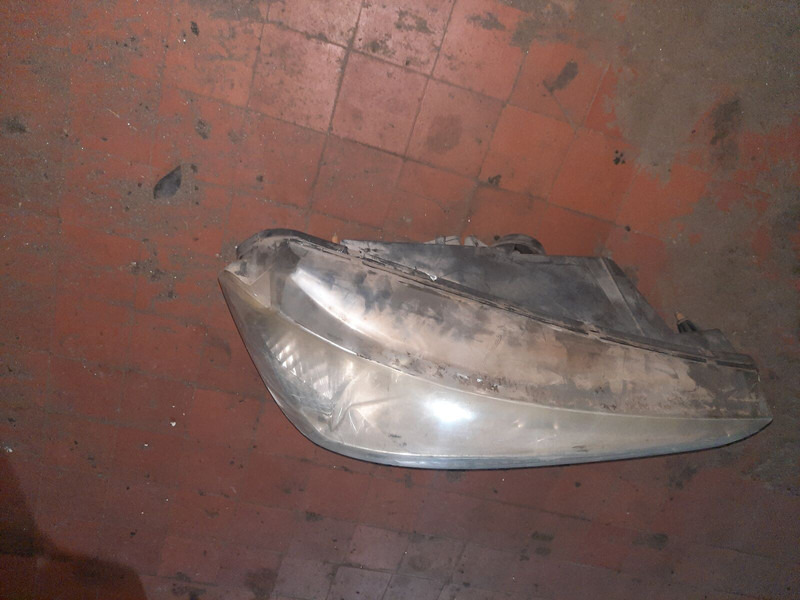 Scania Иризар Volvo. Ман. Мерседес - 전조등 : 사진 5 Scania Иризар Volvo. Ман. Мерседес - 전조등 : 사진 5