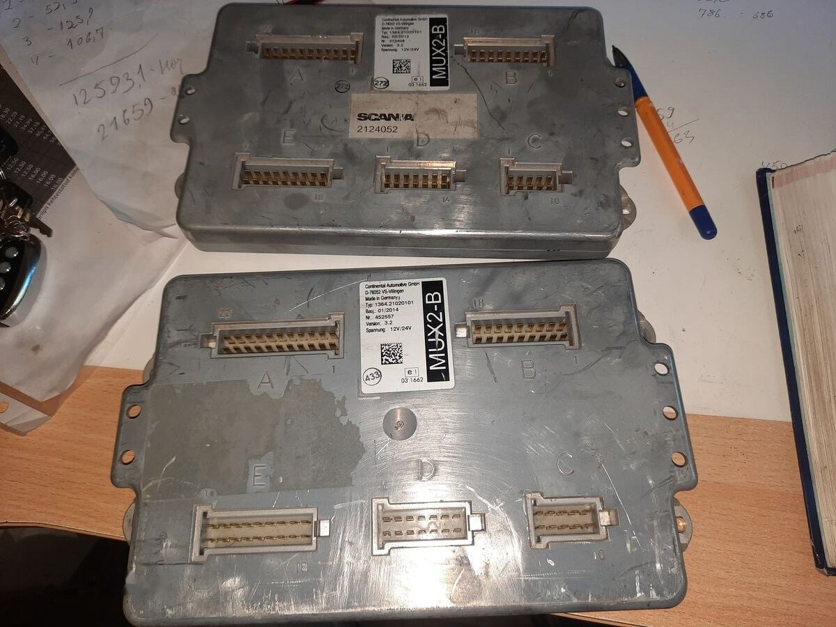 Scania MUX2-B MUX2-M.MUX2-B+/ ZR2-BS/ ZR2-BD Scania Neoplan - ECU 버스 용 : 사진 2 Scania MUX2-B MUX2-M.MUX2-B+/ ZR2-BS/ ZR2-BD Scania Neoplan - ECU 버스 용 : 사진 2