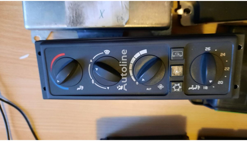 Volvo 20815236-P04. 70327101. 2054900 . 20744283-01. 3192577. 20815236 - ECU : 사진 2 Volvo 20815236-P04. 70327101. 2054900 . 20744283-01. 3192577. 20815236 - ECU : 사진 2