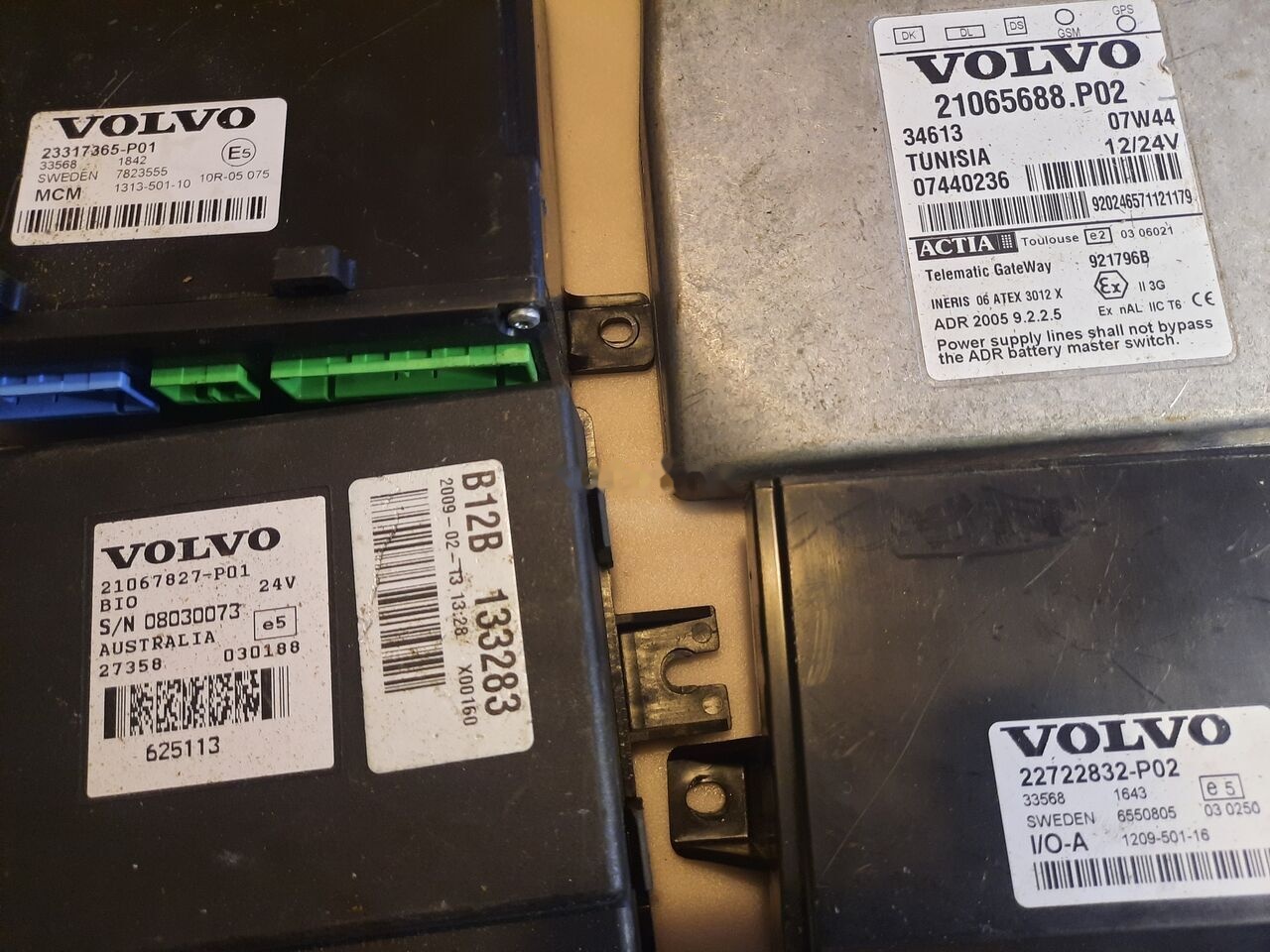 Volvo 23317365 - ECU 버스 용 : 사진 1 Volvo 23317365 - ECU 버스 용 : 사진 1
