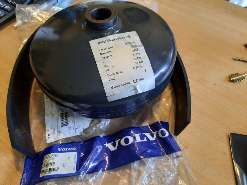 Volvo 9520695 - 유압 : 사진 1 Volvo 9520695 - 유압 : 사진 1
