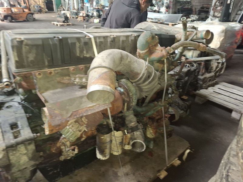 Volvo D12A - 엔진 : 사진 2 Volvo D12A - 엔진 : 사진 2