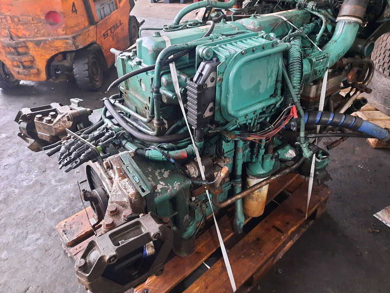 Volvo D7C-310 EC99 - 엔진 : 사진 2 Volvo D7C-310 EC99 - 엔진 : 사진 2