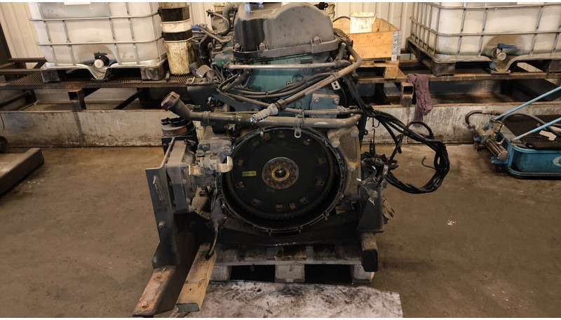 Volvo D9B380/ D9B-360 .G9A-300 D9B310. D9A.-340 - 엔진 : 사진 3 Volvo D9B380/ D9B-360 .G9A-300 D9B310. D9A.-340 - 엔진 : 사진 3