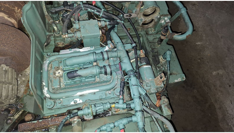 Volvo DH12D 420EC01. DH12E340EC06 . - 엔진 : 사진 3 Volvo DH12D 420EC01. DH12E340EC06 . - 엔진 : 사진 3