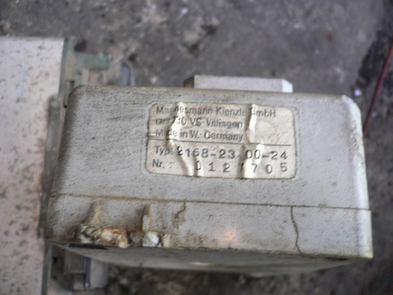 Volvo VDO 412.412/002/001 - ECU : 사진 4 Volvo VDO 412.412/002/001 - ECU : 사진 4