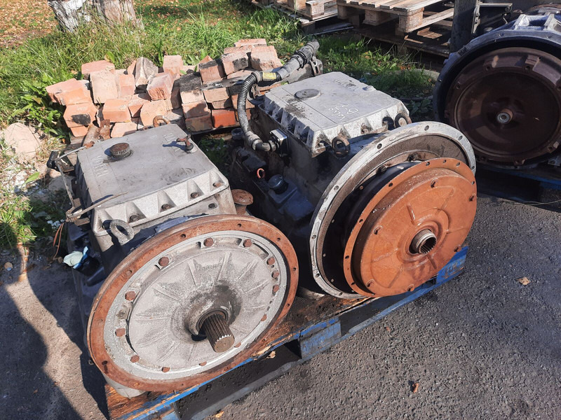 Volvo VOITH 864.5 \ 854.5 \ 854.3E. 864.3E/ 864.3/ 861/ 863 - 기어박스 : 사진 4 Volvo VOITH 864.5 \ 854.5 \ 854.3E. 864.3E/ 864.3/ 861/ 863 - 기어박스 : 사진 4