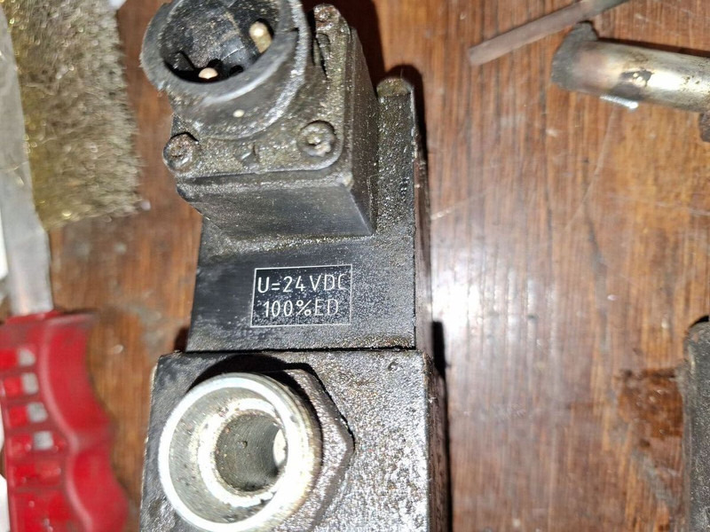 Volvo ZFLS / Herion - 유압 실린더 : 사진 5 Volvo ZFLS / Herion - 유압 실린더 : 사진 5