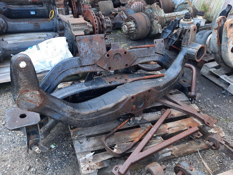 Volvo кронштейн заднего моста мерседес - 스틸 서스펜션 : 사진 5 Volvo кронштейн заднего моста мерседес - 스틸 서스펜션 : 사진 5