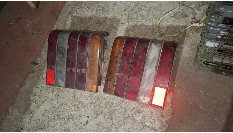 Volvo - 턴 시그널 : 사진 3 Volvo - 턴 시그널 : 사진 3