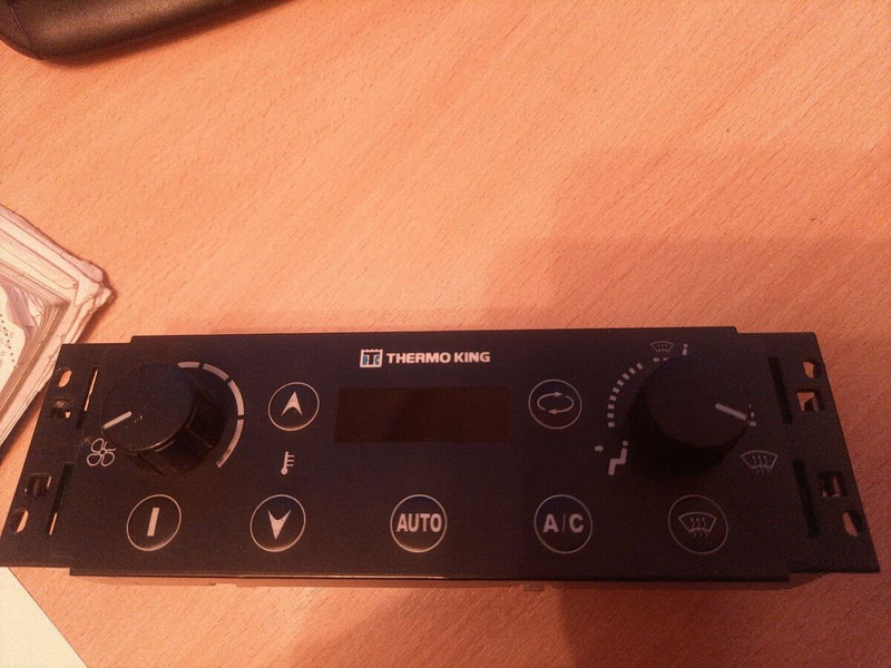 Wabco Klima . 446195040. Termoking - 예비 부속 : 사진 5 Wabco Klima . 446195040. Termoking - 예비 부속 : 사진 5