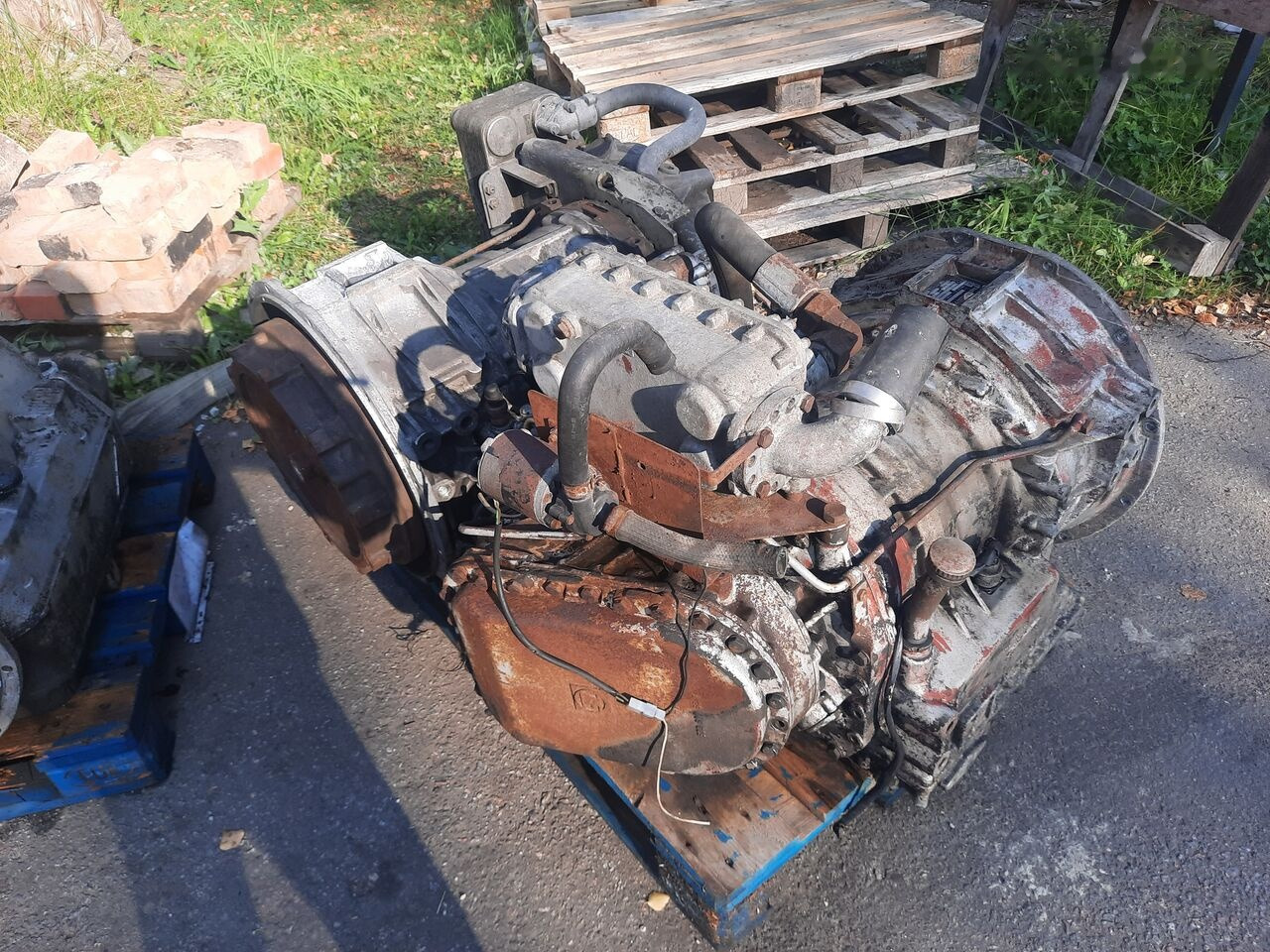 ZF 5HP 590 .5HP602c. 5HP502C . 5HP500 .4HP500 / dlya Mersede Scania Volvo B 6 - 기어박스 버스 용 : 사진 1 ZF 5HP 590 .5HP602c. 5HP502C . 5HP500 .4HP500 / dlya Mersede Scania Volvo B 6 - 기어박스 버스 용 : 사진 1