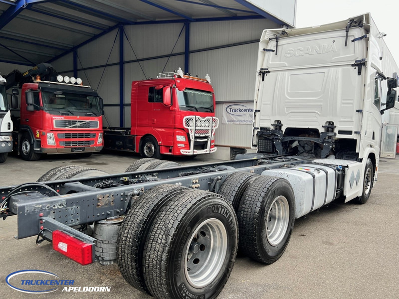 Scania R650 V8 NGS 6x4, Standclima, PTO, Retarder - 캡 새시 트럭 : 사진 2 Scania R650 V8 NGS 6x4, Standclima, PTO, Retarder - 캡 새시 트럭 : 사진 2
