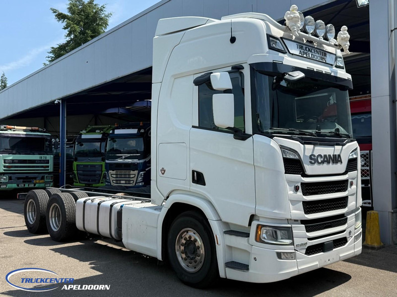 Scania R650 V8 NGS 6x4, Standclima, Retarder, PTO, 9000 Vooras - 캡 새시 트럭 : 사진 1 Scania R650 V8 NGS 6x4, Standclima, Retarder, PTO, 9000 Vooras - 캡 새시 트럭 : 사진 1