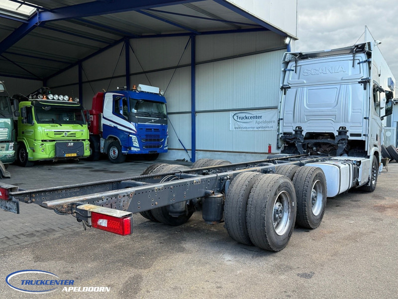Scania R730 XT NGS V8 6x4 Naafreductie, Retarder, PTO - 캡 새시 트럭 : 사진 2 Scania R730 XT NGS V8 6x4 Naafreductie, Retarder, PTO - 캡 새시 트럭 : 사진 2
