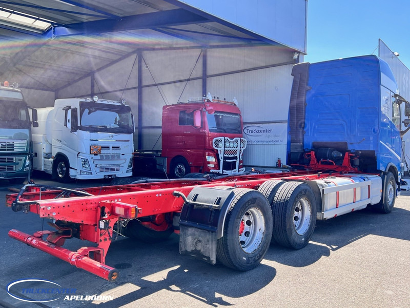 Volvo FH 540 6x4, Dual clutch, XL Globetrotter, PTO, Retarder - 캡 새시 트럭 : 사진 2 Volvo FH 540 6x4, Dual clutch, XL Globetrotter, PTO, Retarder - 캡 새시 트럭 : 사진 2