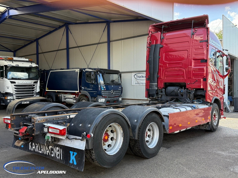 Volvo FH 750 6x4 Tandemlift, Retarder, PTO - 캡 새시 트럭 : 사진 2 Volvo FH 750 6x4 Tandemlift, Retarder, PTO - 캡 새시 트럭 : 사진 2