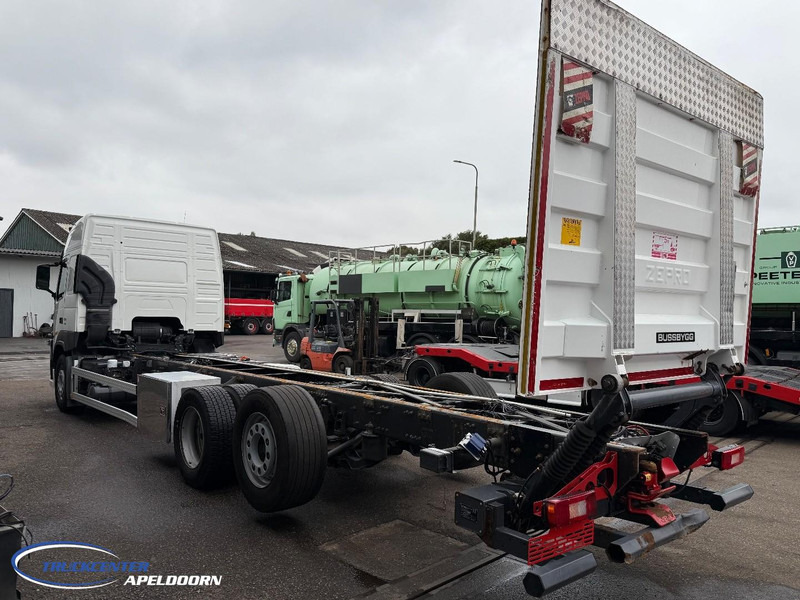 Volvo FM 410 379000 km, 6x2, Globetrotter - 캡 새시 트럭 : 사진 4 Volvo FM 410 379000 km, 6x2, Globetrotter - 캡 새시 트럭 : 사진 4