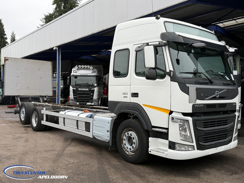 Volvo FM 410 379000 km, 6x2, Globetrotter - 캡 새시 트럭 : 사진 1 Volvo FM 410 379000 km, 6x2, Globetrotter - 캡 새시 트럭 : 사진 1