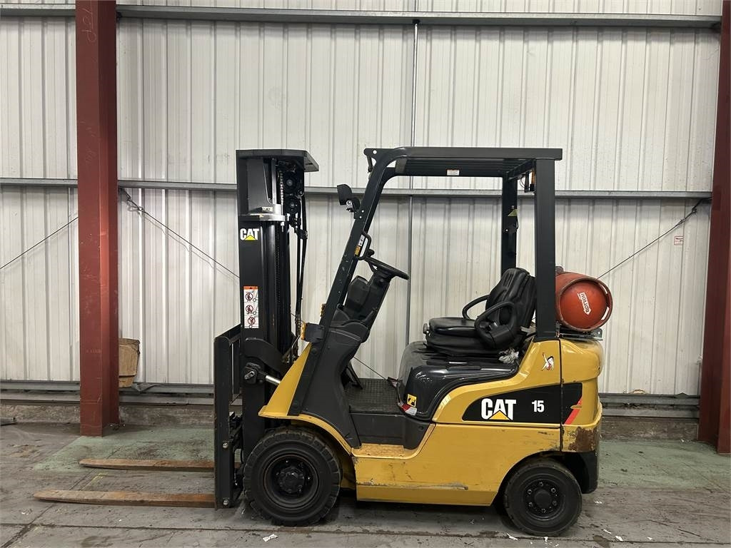 CAT GP15NT - LPG 지게차 : 사진 1 CAT GP15NT - LPG 지게차 : 사진 1