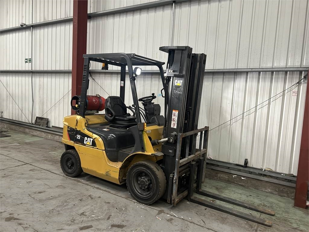 CAT GP25NT - LPG 지게차 : 사진 4 CAT GP25NT - LPG 지게차 : 사진 4
