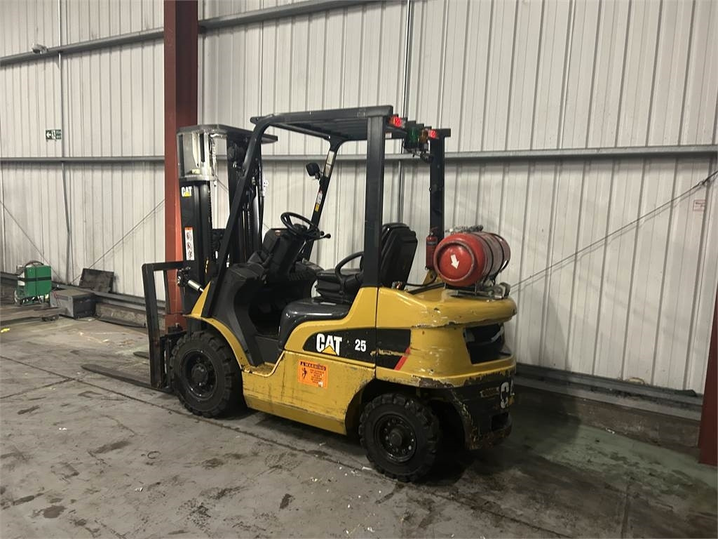 CAT GP25NT - LPG 지게차 : 사진 3 CAT GP25NT - LPG 지게차 : 사진 3