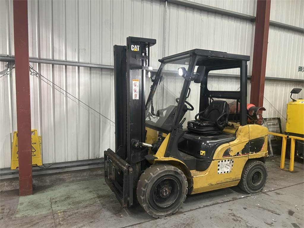 CAT GP35NT - LPG 지게차 : 사진 2 CAT GP35NT - LPG 지게차 : 사진 2