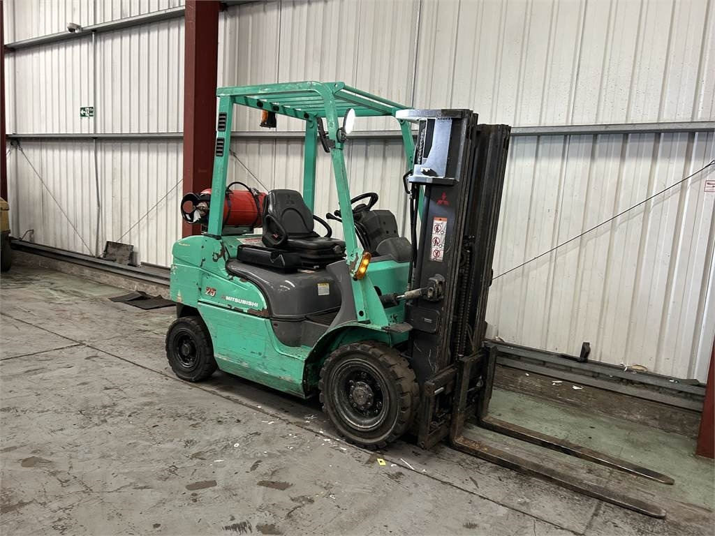 Mitsubishi FG25NT - LPG 지게차 : 사진 4 Mitsubishi FG25NT - LPG 지게차 : 사진 4