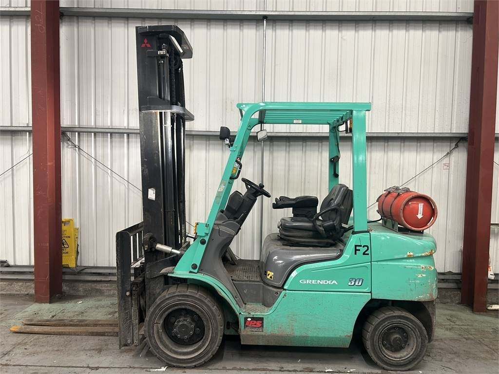 Mitsubishi FG30NT - LPG 지게차 : 사진 1 Mitsubishi FG30NT - LPG 지게차 : 사진 1