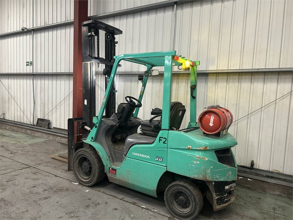Mitsubishi FG30NT - LPG 지게차 : 사진 3 Mitsubishi FG30NT - LPG 지게차 : 사진 3