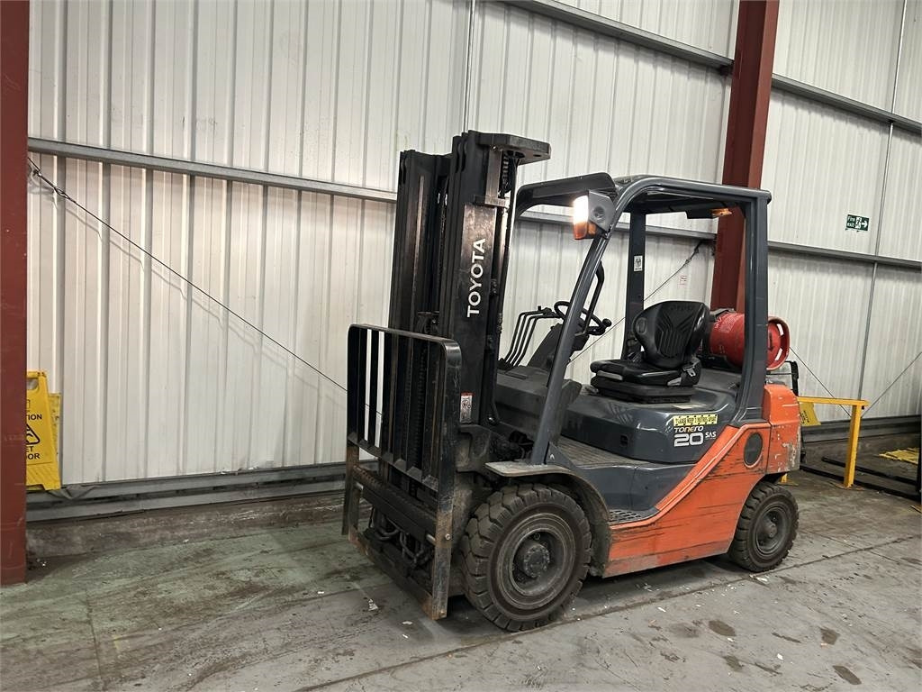 Toyota 02-8FGF20 - LPG 지게차 : 사진 2 Toyota 02-8FGF20 - LPG 지게차 : 사진 2