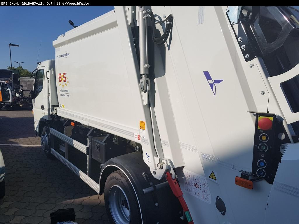 FUSO Canter 9C18 AMT 4x2 HS HL 8,5 t Olympus M - 쓰레기차 : 사진 3 FUSO Canter 9C18 AMT 4x2 HS HL 8,5 t Olympus M - 쓰레기차 : 사진 3