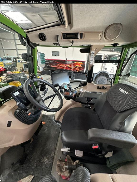 Fendt Modell 211 TYP Profi Plus GEN3 RTK 250 B-Std. - 장궤형 트랙터 : 사진 3 Fendt Modell 211 TYP Profi Plus GEN3 RTK 250 B-Std. - 장궤형 트랙터 : 사진 3