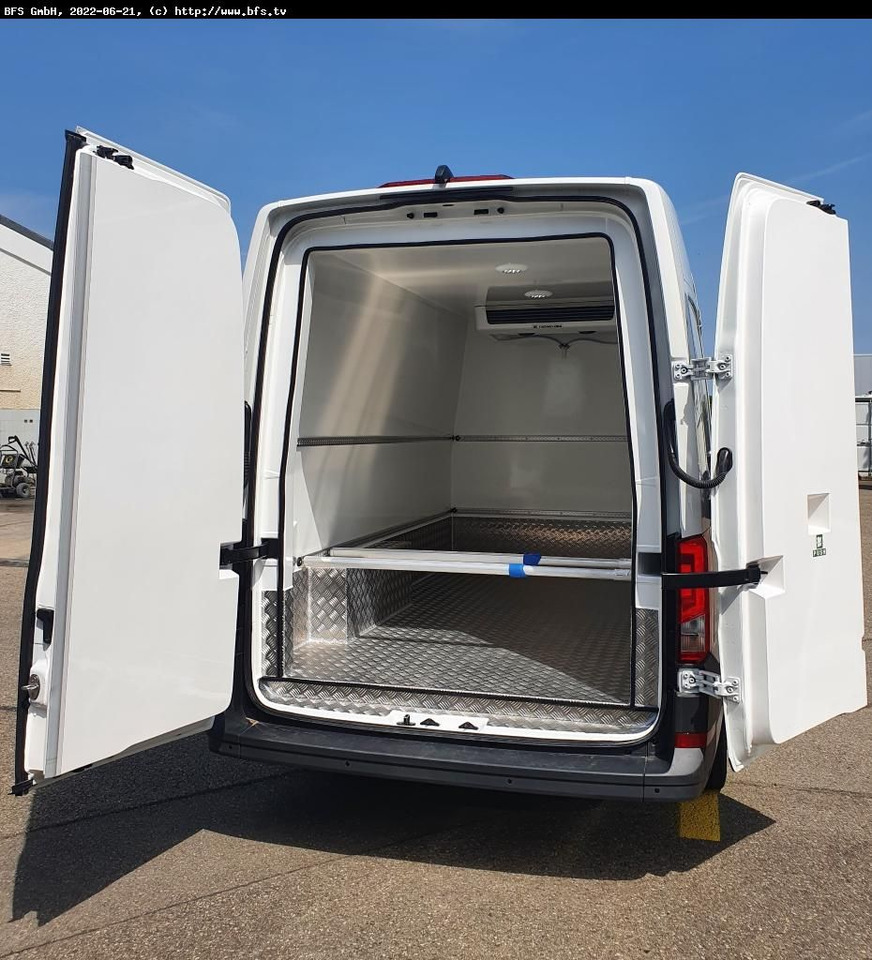 MAN TGE 3.140 4x2 F SB TGE Kühlkasten Automatik, The - 냉동 밴 : 사진 2 MAN TGE 3.140 4x2 F SB TGE Kühlkasten Automatik, The - 냉동 밴 : 사진 2