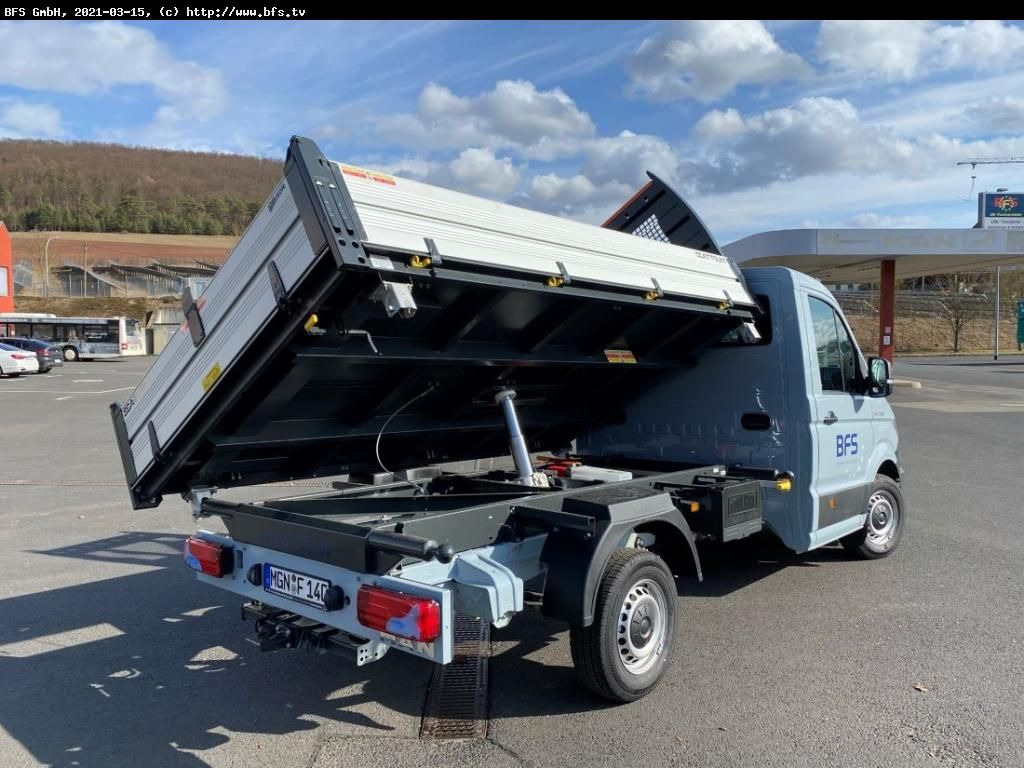 MAN TGE 3.180 4x2 F SB Dreiseitenkipper - 덤프 밴 : 사진 3 MAN TGE 3.180 4x2 F SB Dreiseitenkipper - 덤프 밴 : 사진 3