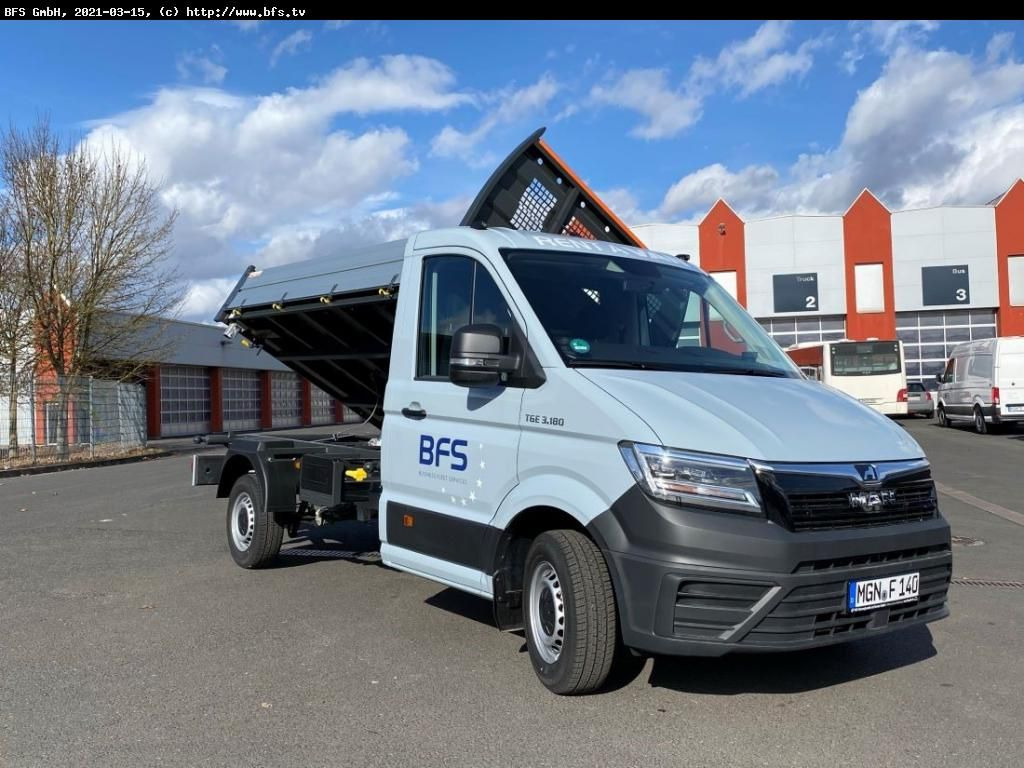 MAN TGE 3.180 4x2 F SB Dreiseitenkipper - 덤프 밴 : 사진 2 MAN TGE 3.180 4x2 F SB Dreiseitenkipper - 덤프 밴 : 사진 2