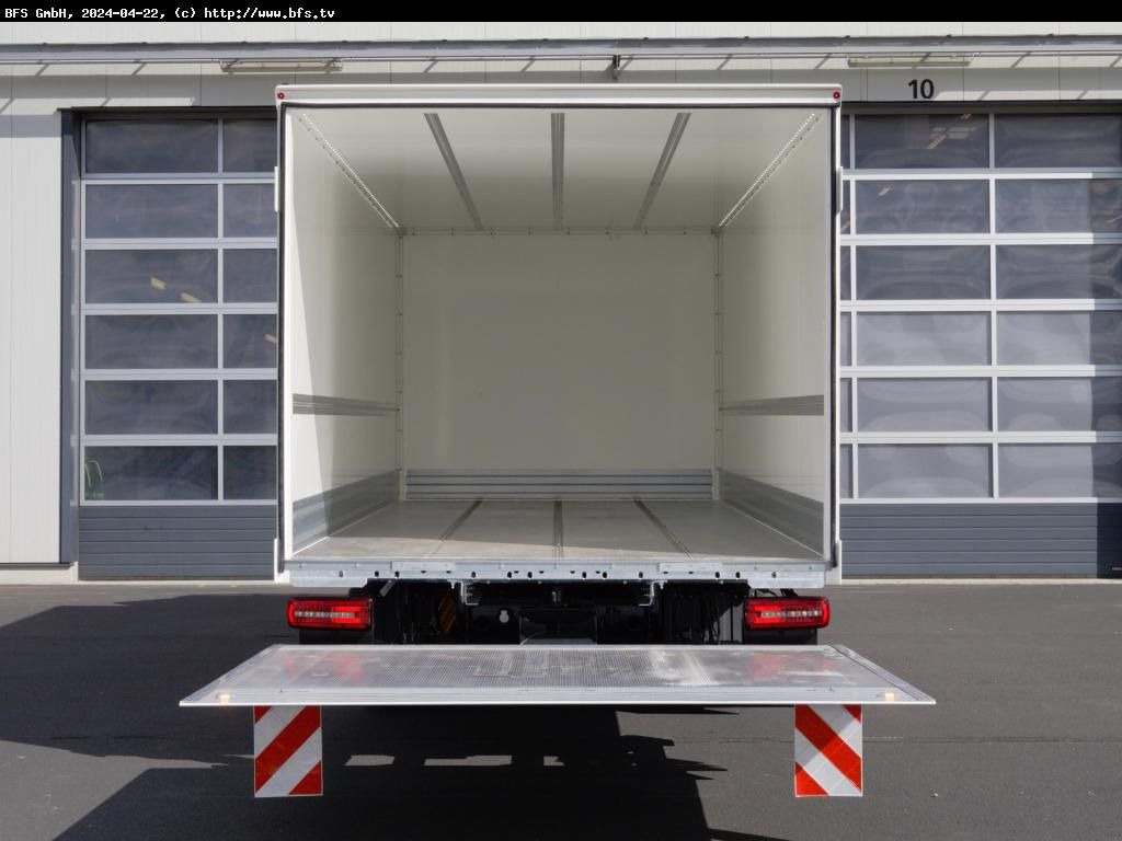 MAN TGL (TG3) 12.220 4x2 BL CH - 냉동탑차 : 사진 3 MAN TGL (TG3) 12.220 4x2 BL CH - 냉동탑차 : 사진 3