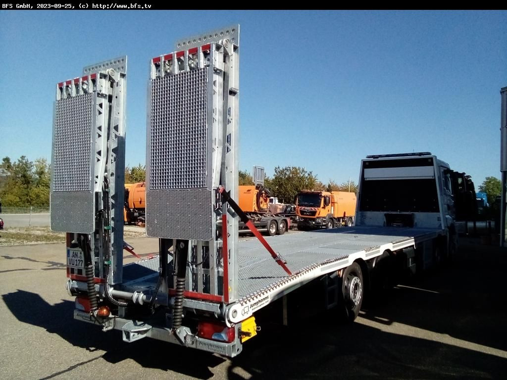 MAN TGS (TG3) 35.430 8x2-6 BL CH Plattform Aufbau mi - 견인 트럭 : 사진 3 MAN TGS (TG3) 35.430 8x2-6 BL CH Plattform Aufbau mi - 견인 트럭 : 사진 3