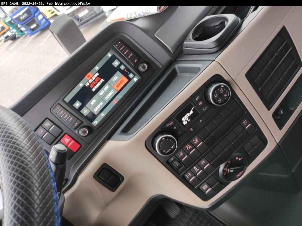MAN TGX 18.470 4x2 BLS Sattelzugamschine Standard - 트랙터 유닛 : 사진 4 MAN TGX 18.470 4x2 BLS Sattelzugamschine Standard - 트랙터 유닛 : 사진 4