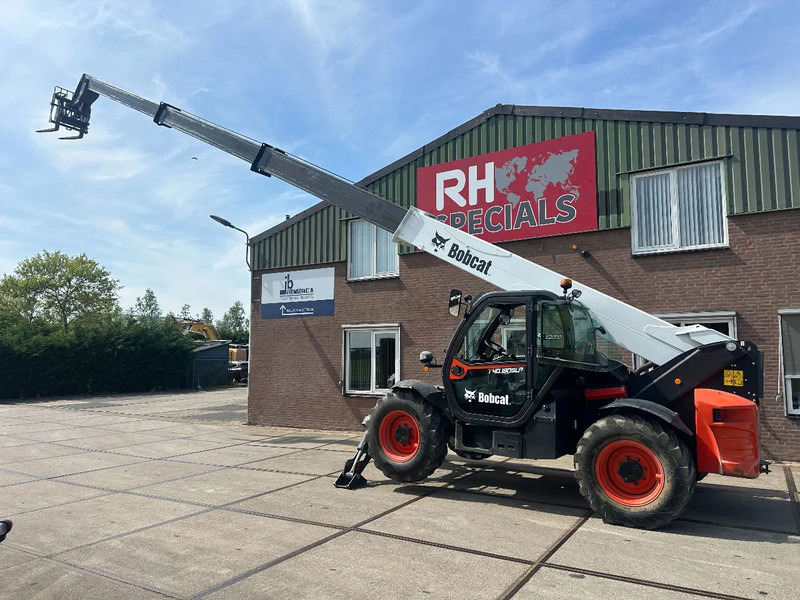 Bobcat T40.180 SLPB 31,CE, 3102 HOURS, 18 M , 4000KG 1200MM FORKS AIR CONDITIONER - 텔레스코픽 핸들러 : 사진 1 Bobcat T40.180 SLPB 31,CE, 3102 HOURS, 18 M , 4000KG 1200MM FORKS AIR CONDITIONER - 텔레스코픽 핸들러 : 사진 1