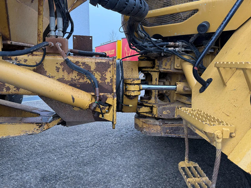 관절 덤프 Caterpillar 725 - CE + AIRCO + RETARDER - TYRES: 23.5R25 : 사진 13 관절 덤프 Caterpillar 725 - CE + AIRCO + RETARDER - TYRES: 23.5R25 : 사진 13