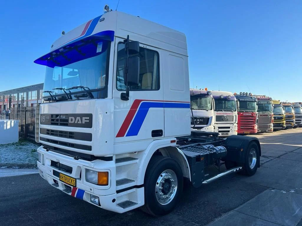 DAF 95.400 4X2 RESTORED/RESTAURIERT/GERESTAUREERD - 트랙터 유닛 : 사진 3 DAF 95.400 4X2 RESTORED/RESTAURIERT/GERESTAUREERD - 트랙터 유닛 : 사진 3