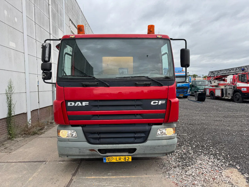 DAF CF 75.250 6X2 EURO 3 VACUUM CLEANER - 진공 흡입 트럭 : 사진 2 DAF CF 75.250 6X2 EURO 3 VACUUM CLEANER - 진공 흡입 트럭 : 사진 2