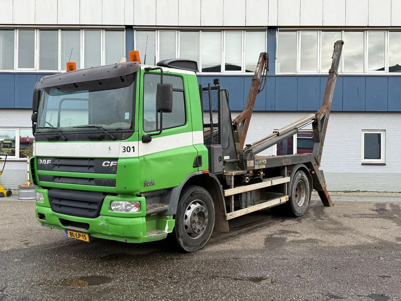 DAF CF 75.310 4X2 HYVALIFT SKIPLOADER MANUAL GEAR FULL STEEL - 스킵 로더 트럭 : 사진 1 DAF CF 75.310 4X2 HYVALIFT SKIPLOADER MANUAL GEAR FULL STEEL - 스킵 로더 트럭 : 사진 1