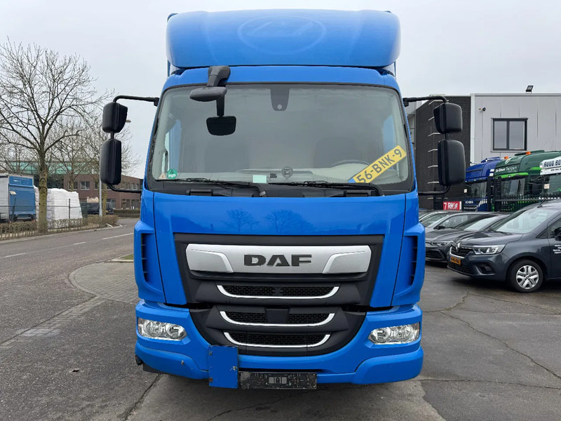 DAF LF 180 4X2 - EURO 6 + DHOLLANDIA LIFT - 박스 트럭 : 사진 2 DAF LF 180 4X2 - EURO 6 + DHOLLANDIA LIFT - 박스 트럭 : 사진 2
