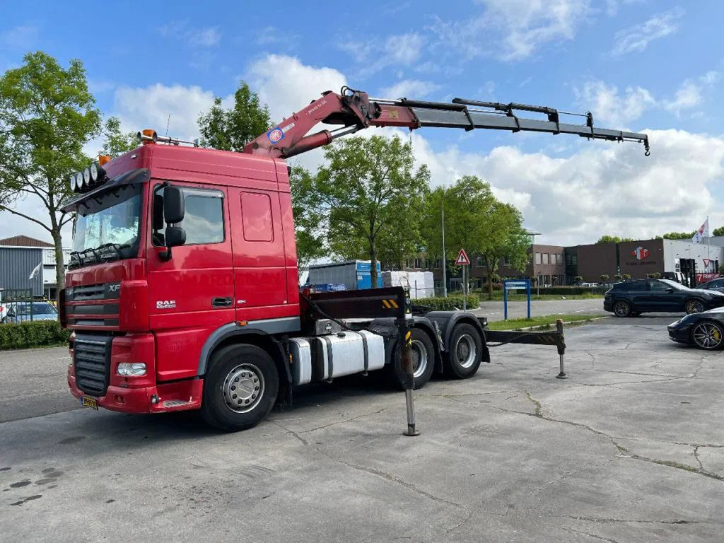 DAF XF 105.460 6X4 EURO 5 + HMF 4220 K6 + REMOTE CON - 트랙터 유닛 : 사진 1 DAF XF 105.460 6X4 EURO 5 + HMF 4220 K6 + REMOTE CON - 트랙터 유닛 : 사진 1
