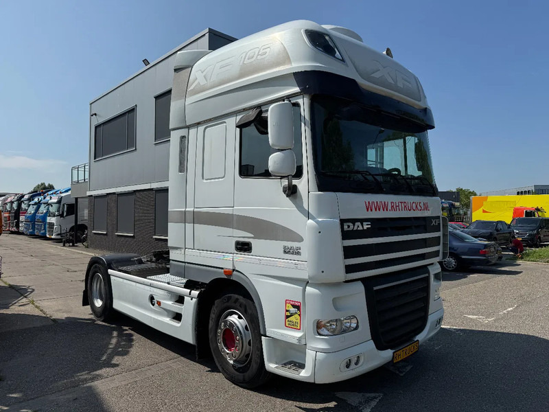 DAF XF 105.510 4X2 SKIRTS ADR RETARDER STANDKLIMA - 트랙터 유닛 : 사진 3 DAF XF 105.510 4X2 SKIRTS ADR RETARDER STANDKLIMA - 트랙터 유닛 : 사진 3