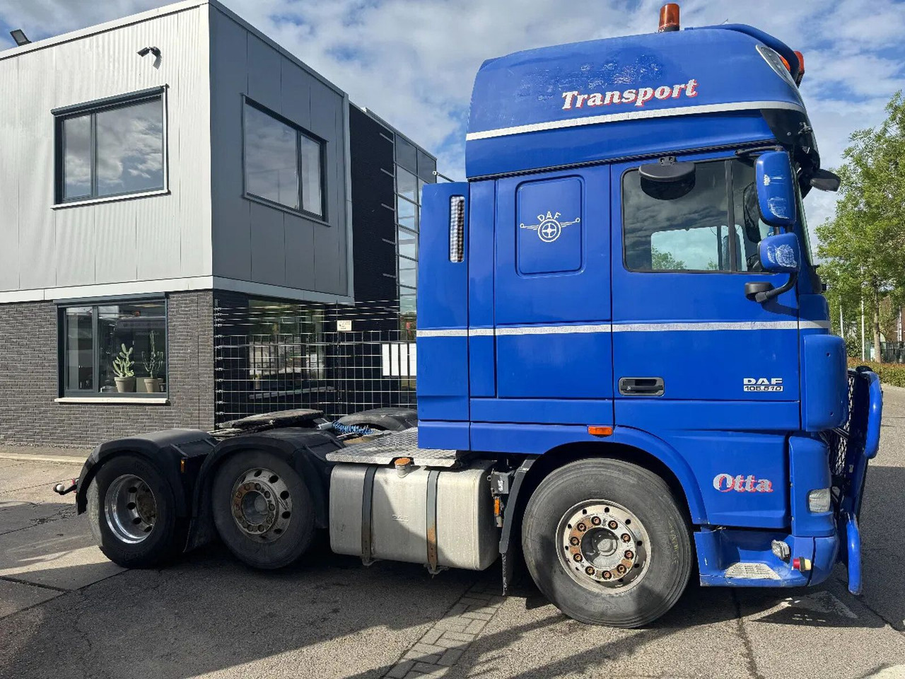 DAF XF 105.510 6X2 EURO 5 MANUAL GEAR + HYDRAULIC ON - 트랙터 유닛 : 사진 4 DAF XF 105.510 6X2 EURO 5 MANUAL GEAR + HYDRAULIC ON - 트랙터 유닛 : 사진 4