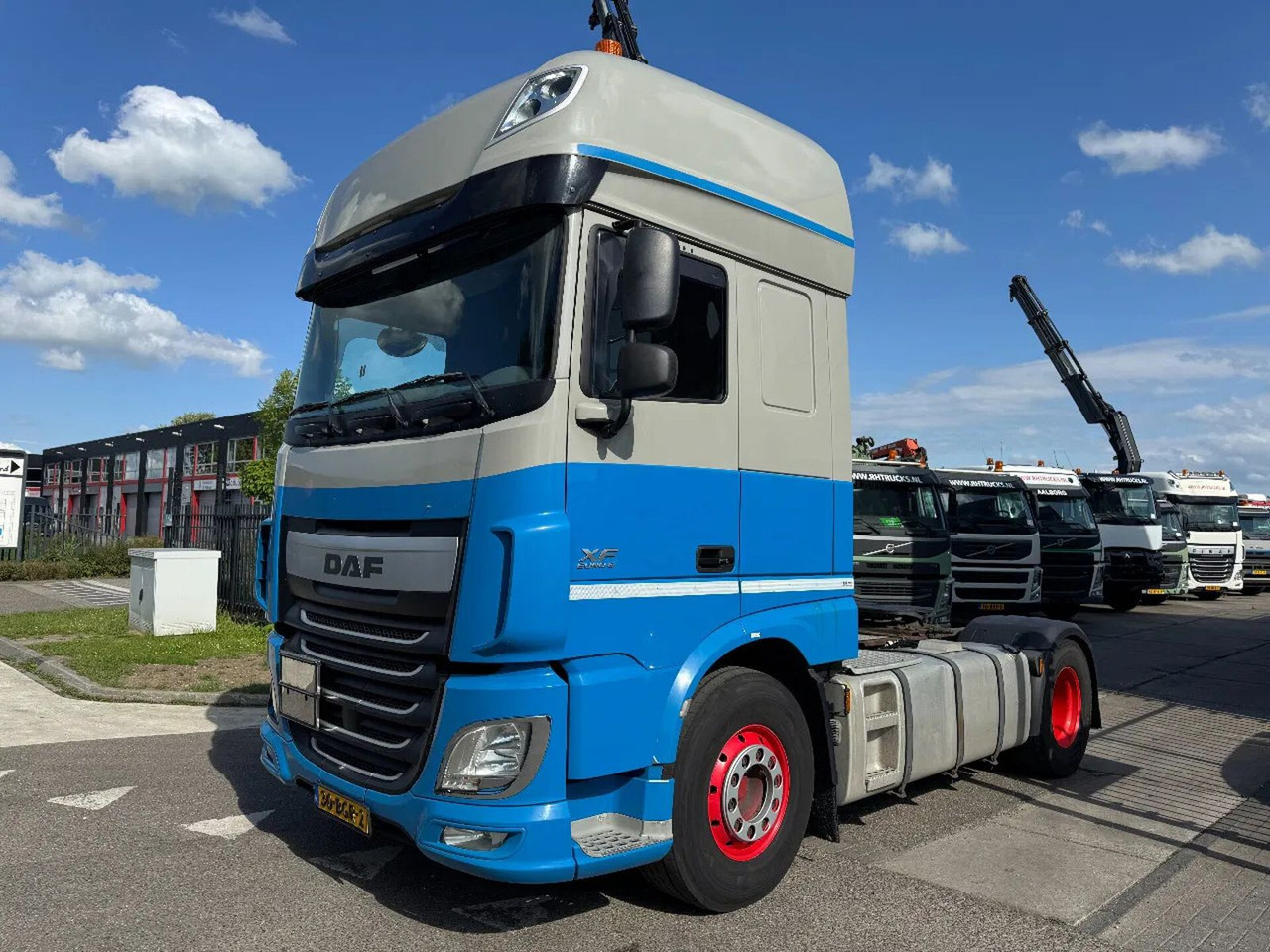 DAF XF 440 4X2 - EURO 6 + ADR + TÜV 12-2025 - 트랙터 유닛 : 사진 1 DAF XF 440 4X2 - EURO 6 + ADR + TÜV 12-2025 - 트랙터 유닛 : 사진 1